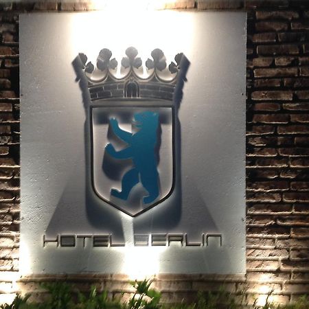 Hotel Berlin Pinamar Zewnętrze zdjęcie